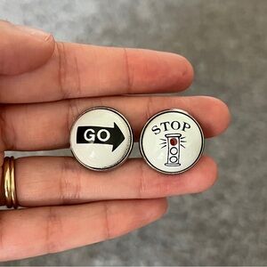 Vintage Duchamp London Cufflinks Stop Go Arrow Red Traffic Light Black White